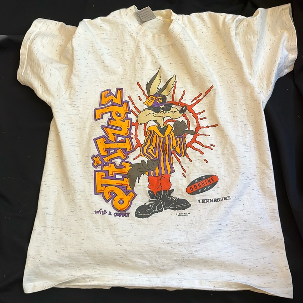 Vintage (rare) Hip Hop Wile E. Coyote men’s t-shirt  SZ M (38-40) single stitch